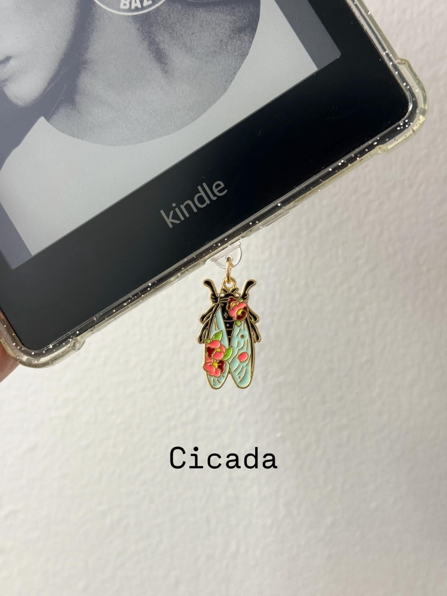 Enamel Bug Kindle Charm: USB-C E-Reader Accessories